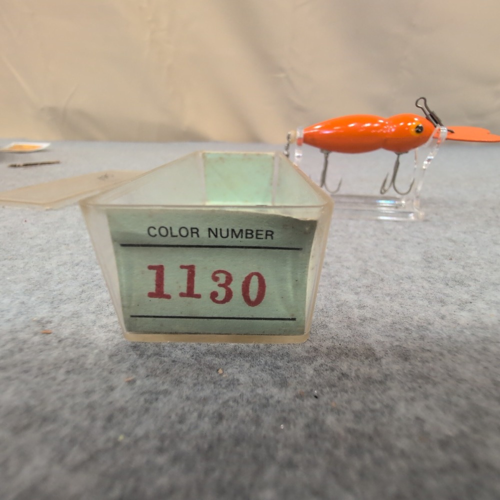 Whopper Stopper Hellbender Vintage Fishing Lure Orange 1130 with Box - Picture 3 of 6